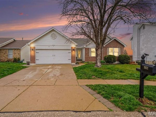 10152 Morgan Ridge Drive, Affton, MO 63123