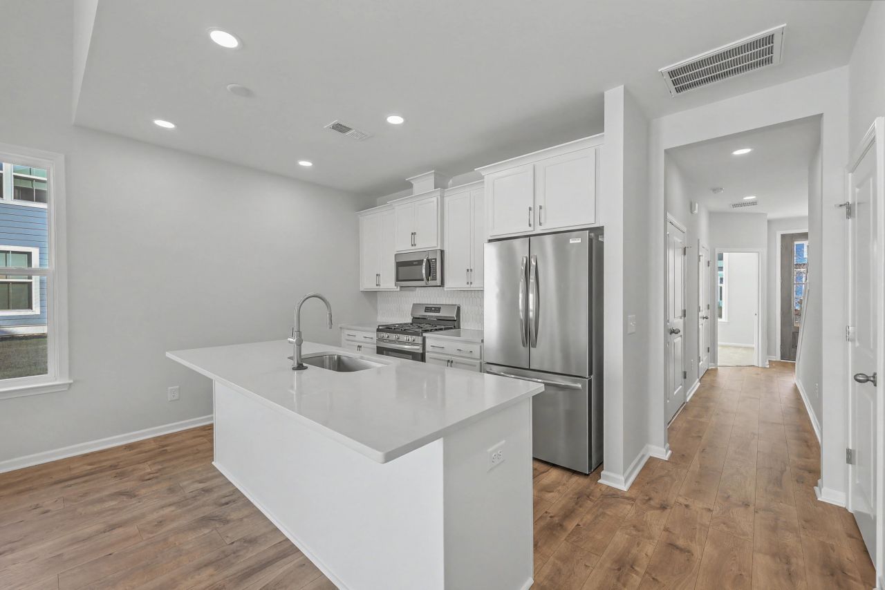 138 Cantona Drive Photo 13