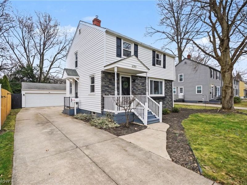 2707 Overbrook Road, Cuyahoga Falls, OH 44221 Photo 3