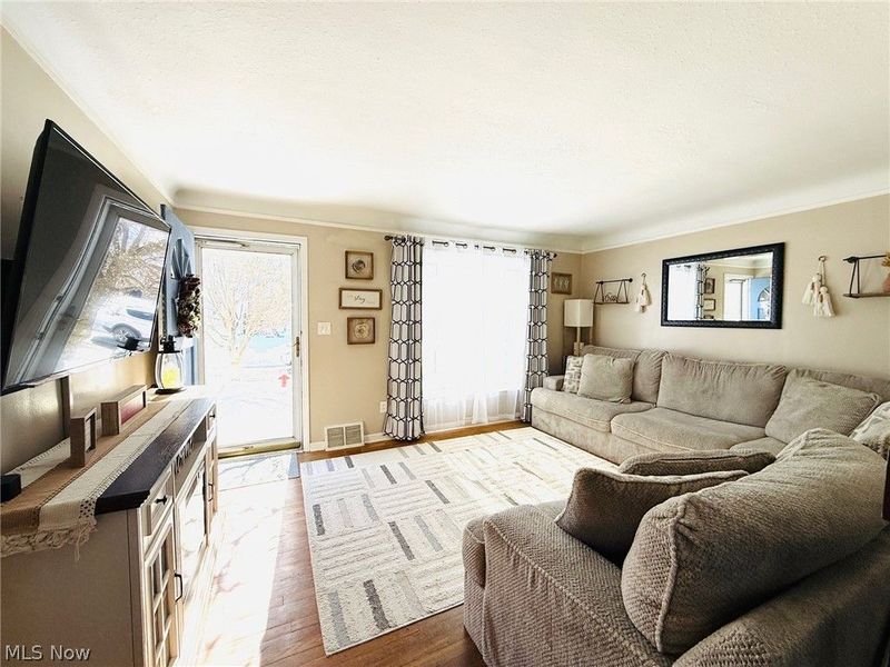 6308 Delora Avenue, Brooklyn, OH 44144 Photo 3