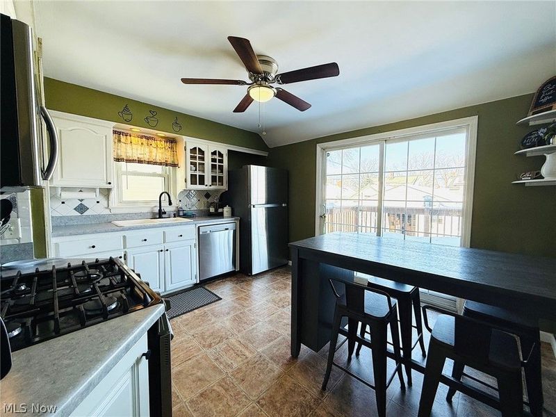 6308 Delora Avenue, Brooklyn, OH 44144 Photo 5