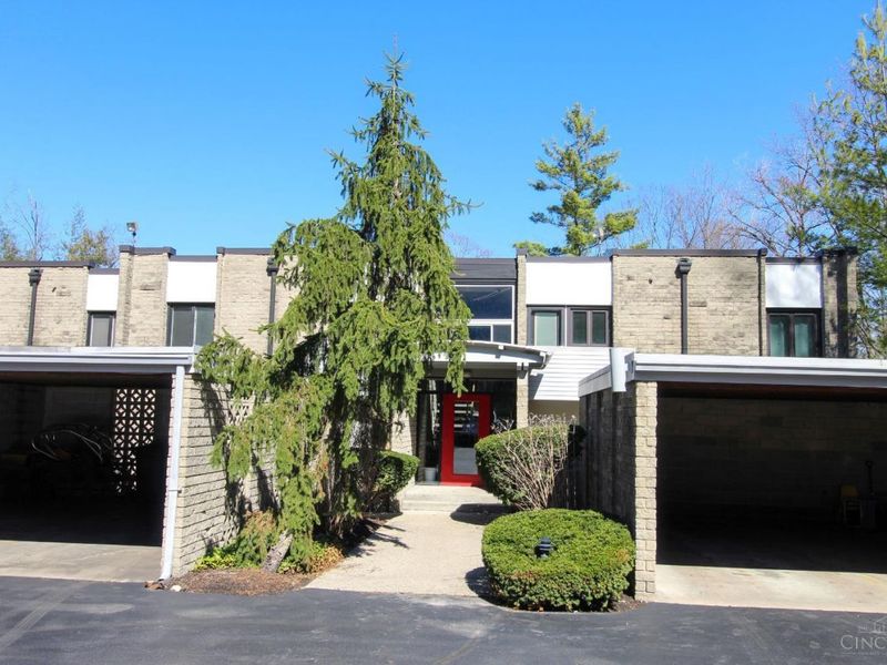 399 W Galbraith Road, Unit 110, Wyoming, OH 45215 Photo 1