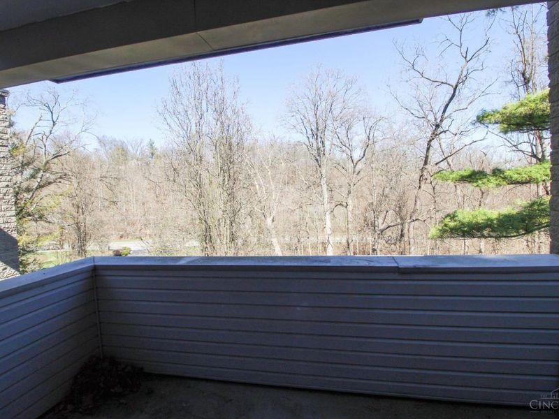 399 W Galbraith Road, Unit 110, Wyoming, OH 45215 Photo 19