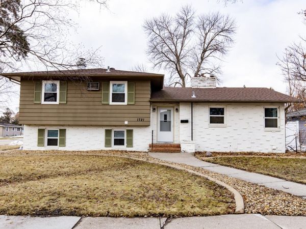 1721 16th Street S, Moorhead, MN 56560