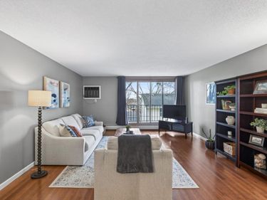 4625 Minnetonka Boulevard, Unit 204, Saint Louis Park, MN 55416