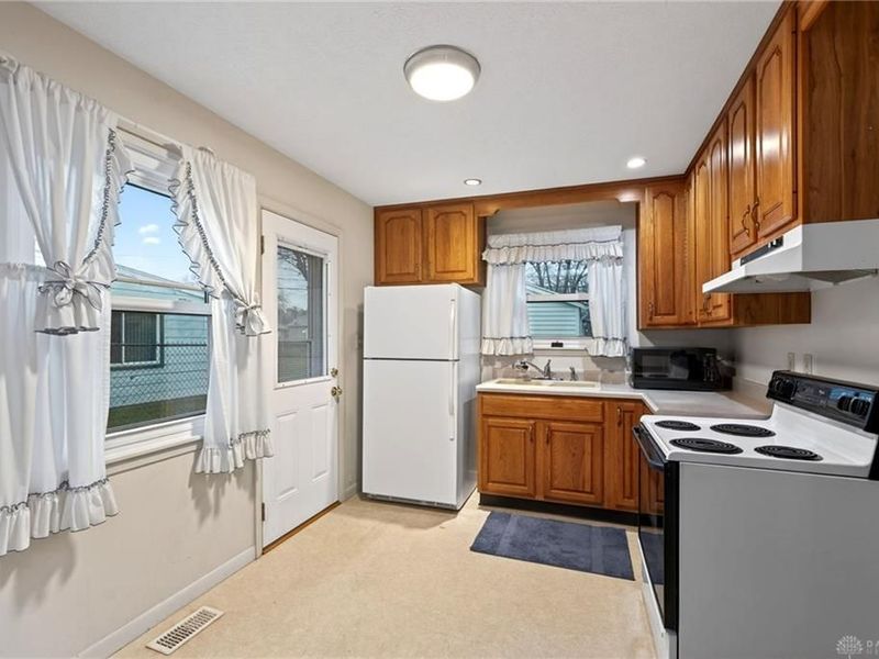 1622 Seabrook Road, Dayton, OH 45432 Photo 12