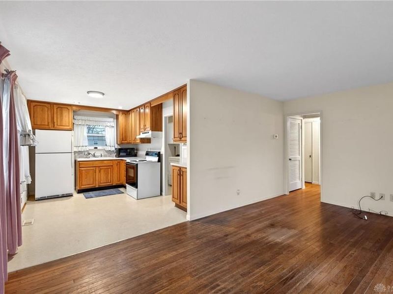 1622 Seabrook Road, Dayton, OH 45432 Photo 9