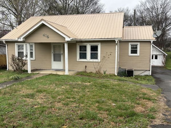 416 Lester St , Woodbury, TN 37190