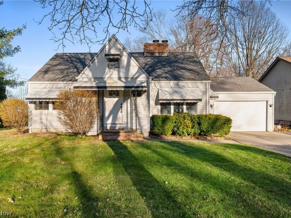 2809 Stark Drive , Willoughby Hills, OH 44094