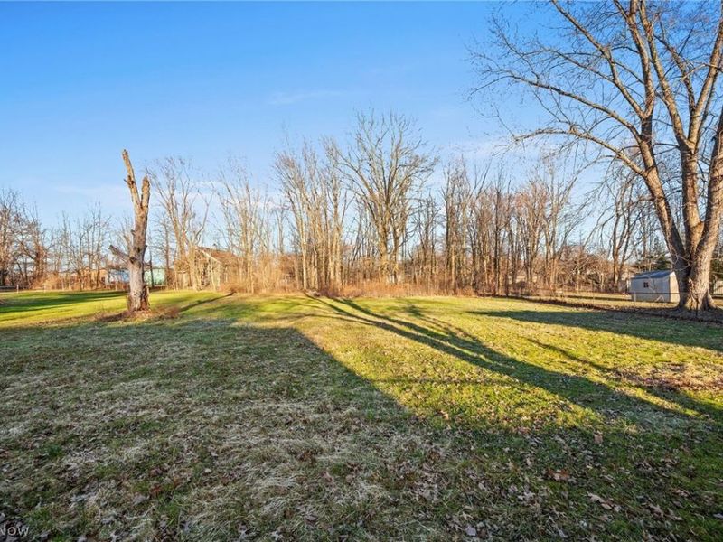 2809 Stark Drive , Willoughby Hills, OH 44094 Photo 17