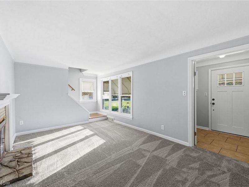 2809 Stark Drive , Willoughby Hills, OH 44094 Photo 2