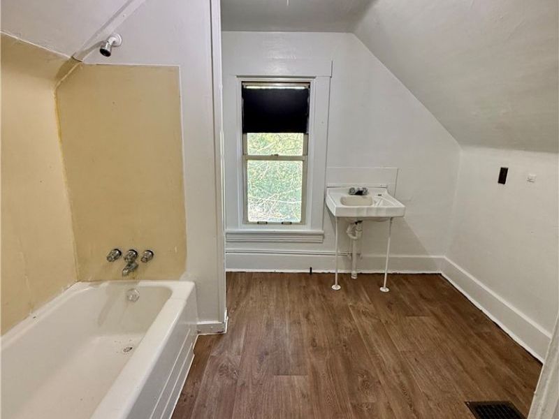 220 Oaklawn Avenue, Woodsfield, OH 43793 Photo 31