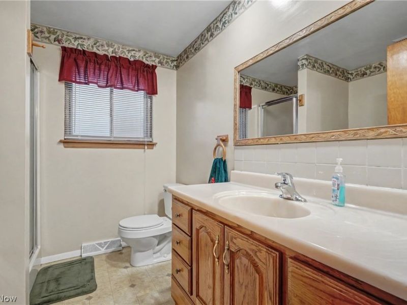 347 Beeler Drive, Berea, OH 44017 Photo 22