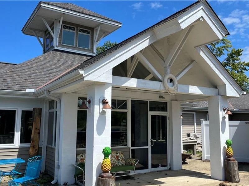 5205 Lake Road W, Ashtabula, OH 44004 Photo 2