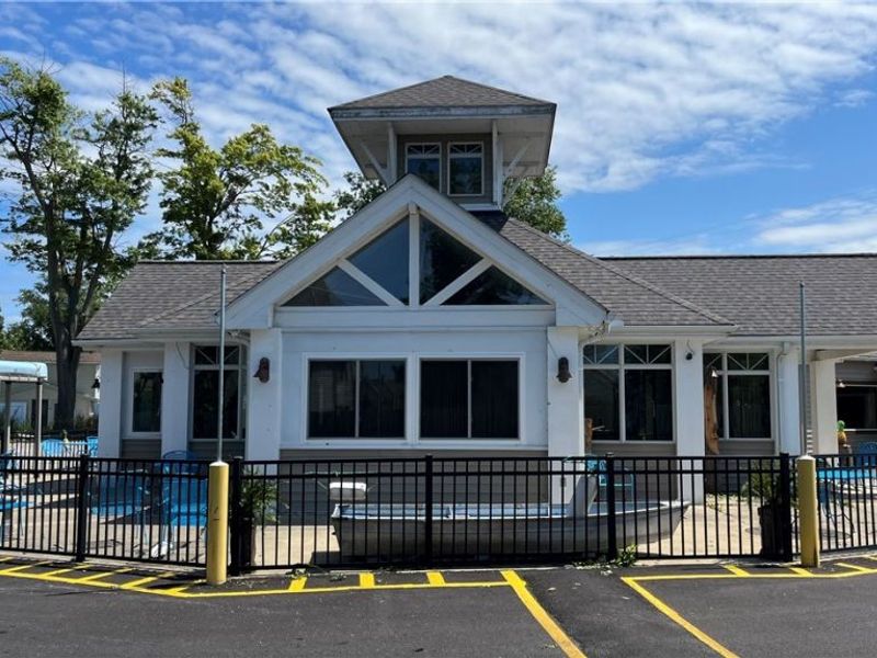 5205 Lake Road W, Ashtabula, OH 44004 Photo 4