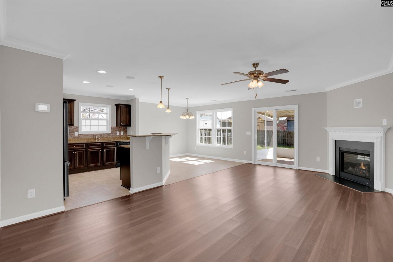 473 Walking Lane  Photo 4