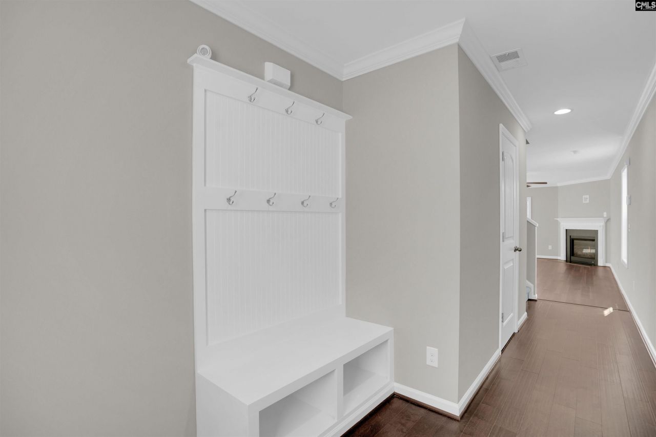 473 Walking Lane  Photo 6