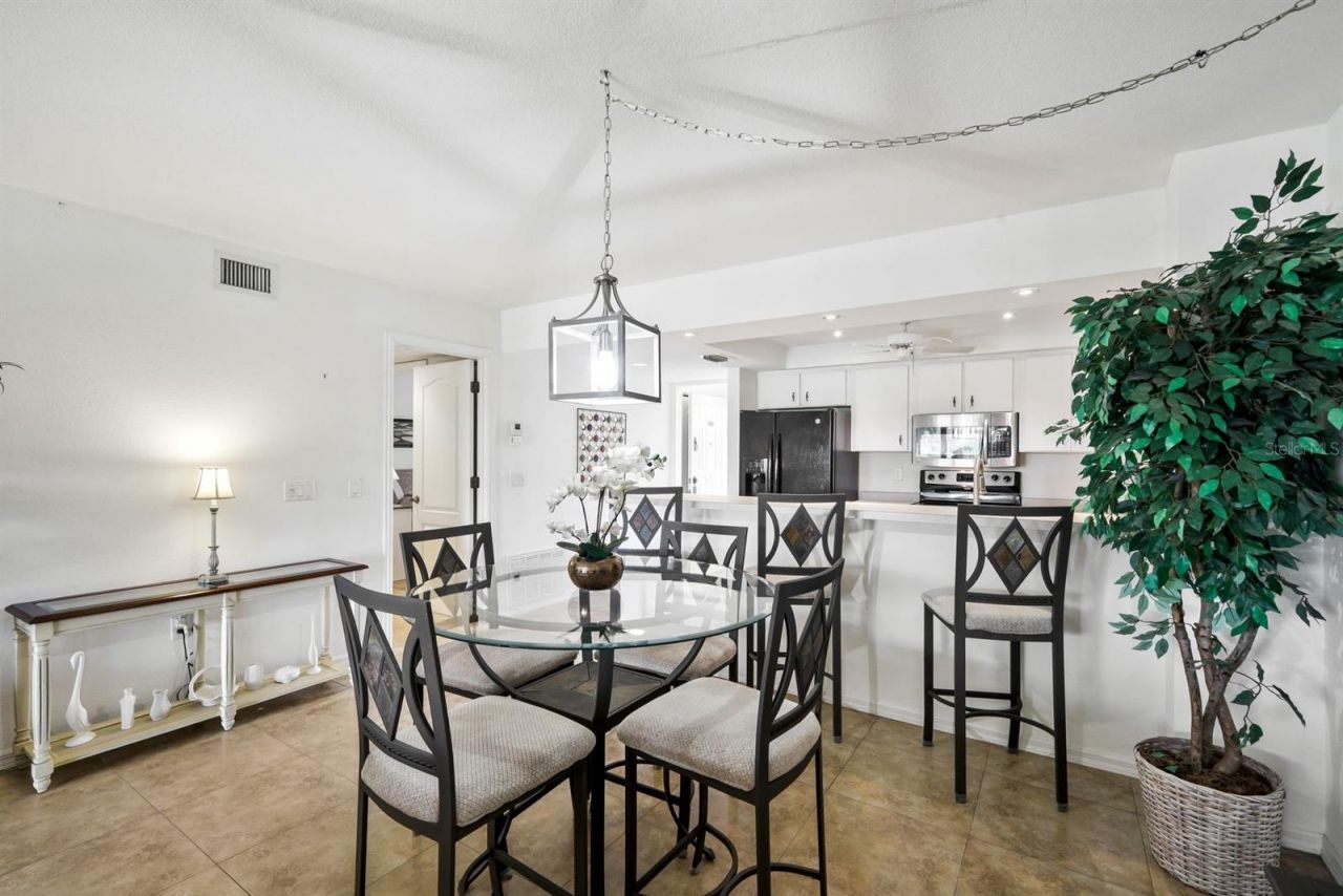 1335 Saxony Circle, Unit 314, Punta Gorda, FL 33983 Photo