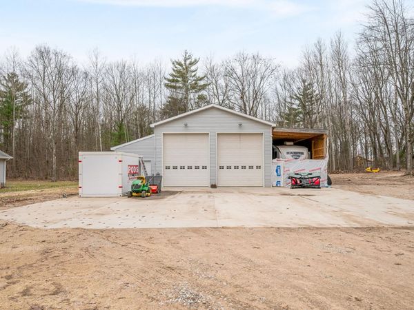 19117 Joslin Circle, Big Rapids, MI 49307