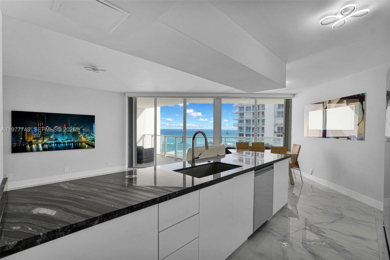 16485 Collins Ave , Unit 738, Sunny Isles Beach, FL 33160 Photo