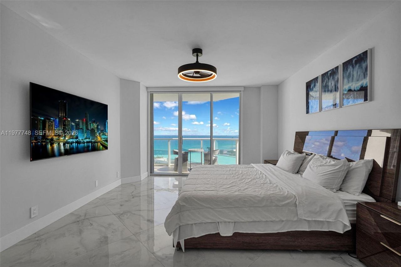 16485 Collins Ave , Unit 738, Sunny Isles Beach, FL 33160 Photo