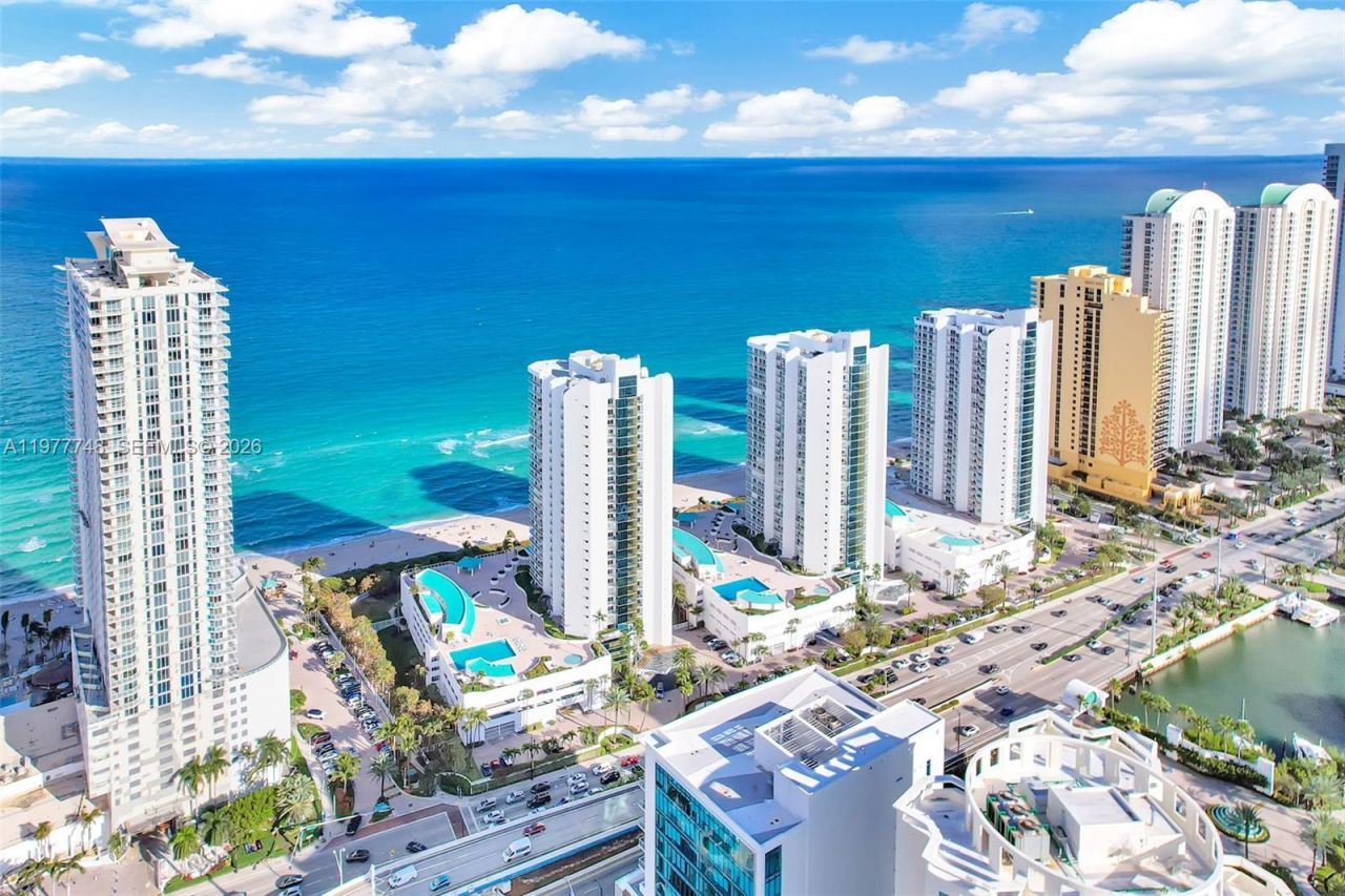 16485 Collins Ave , Unit 738, Sunny Isles Beach, FL 33160 Photo