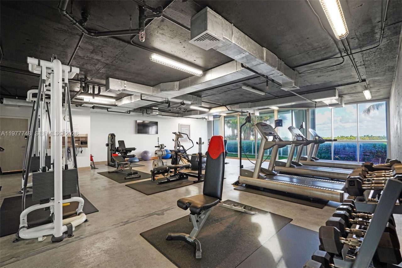 16485 Collins Ave , Unit 738, Sunny Isles Beach, FL 33160 Photo