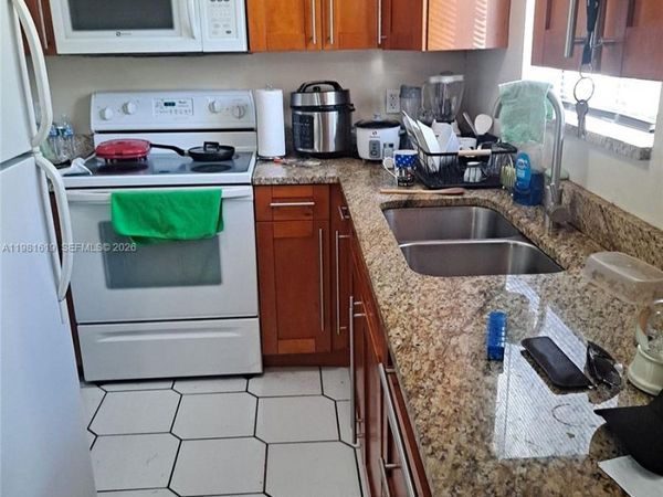 10765 SW 4th St, Unit 1, Sweetwater, FL 33174