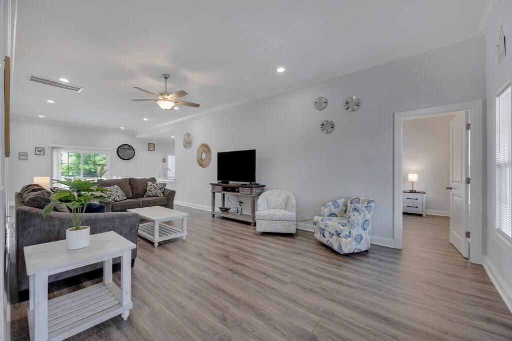 406 1st Ave. N Photo 10