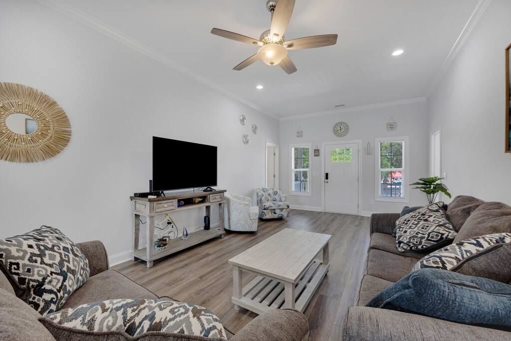 406 1st Ave. N Photo 11