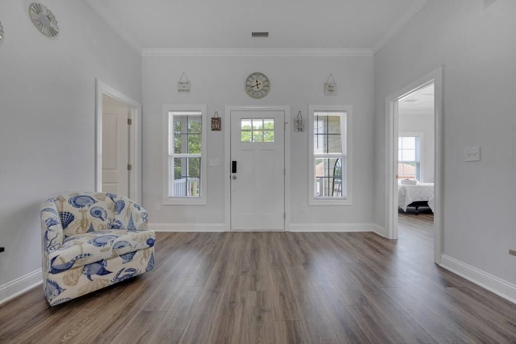 406 1st Ave. N Photo 18