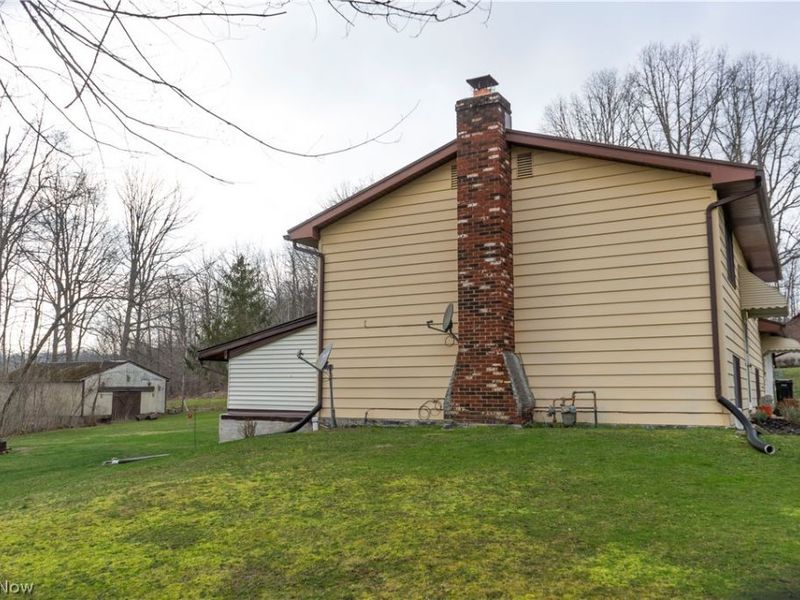 871 S County Line Road, Geneva, OH 44041 Photo 6