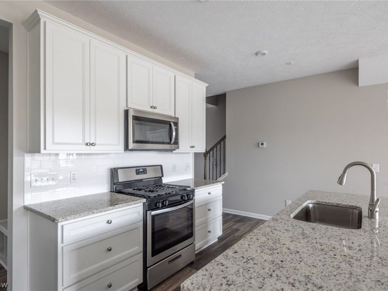 950-2 Memory Lane , Aurora, OH 44202 Photo 7