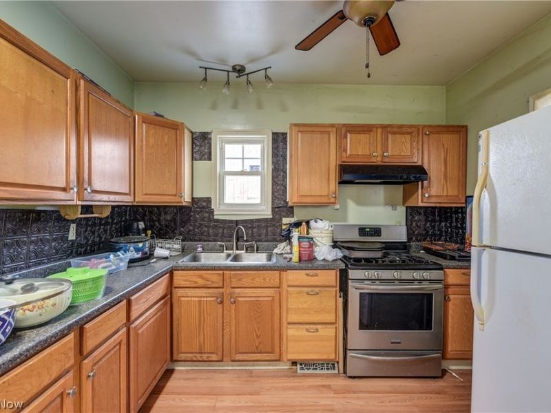 3219 W 43rd Street, Cleveland, OH 44109 Photo 19