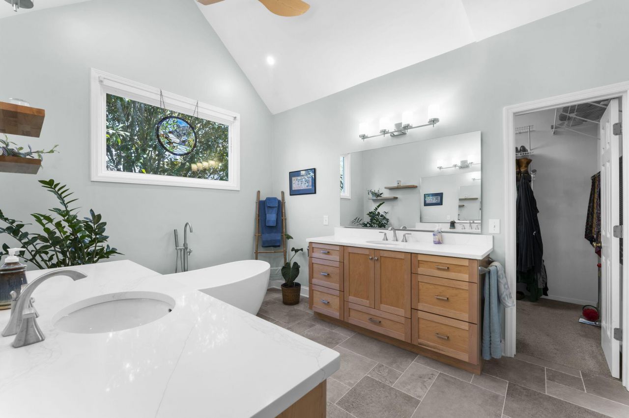 199 Oak Point Landing Drive Photo 17