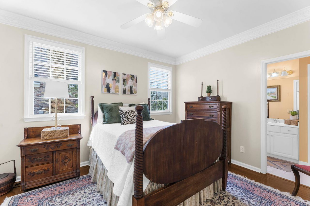 199 Oak Point Landing Drive Photo 22