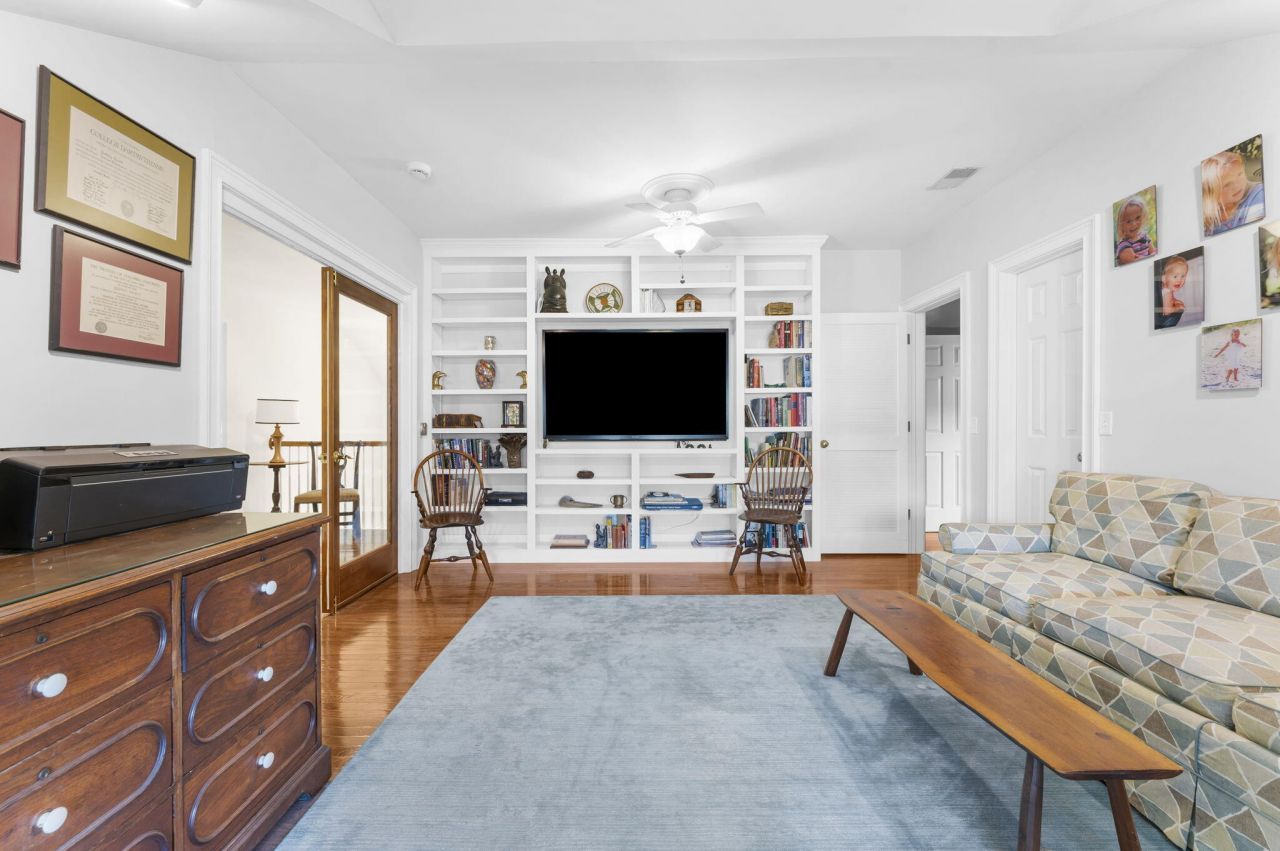 199 Oak Point Landing Drive Photo 26