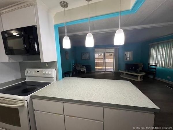 6308 S Ash Lane, Lantana, FL 33467