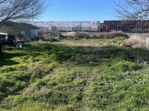 1st St N, Nampa, ID 83687