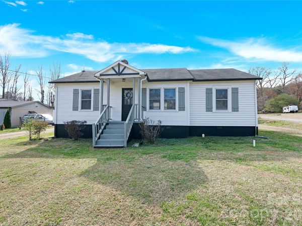 3359 Wilkesboro Highway , Statesville, NC 28625