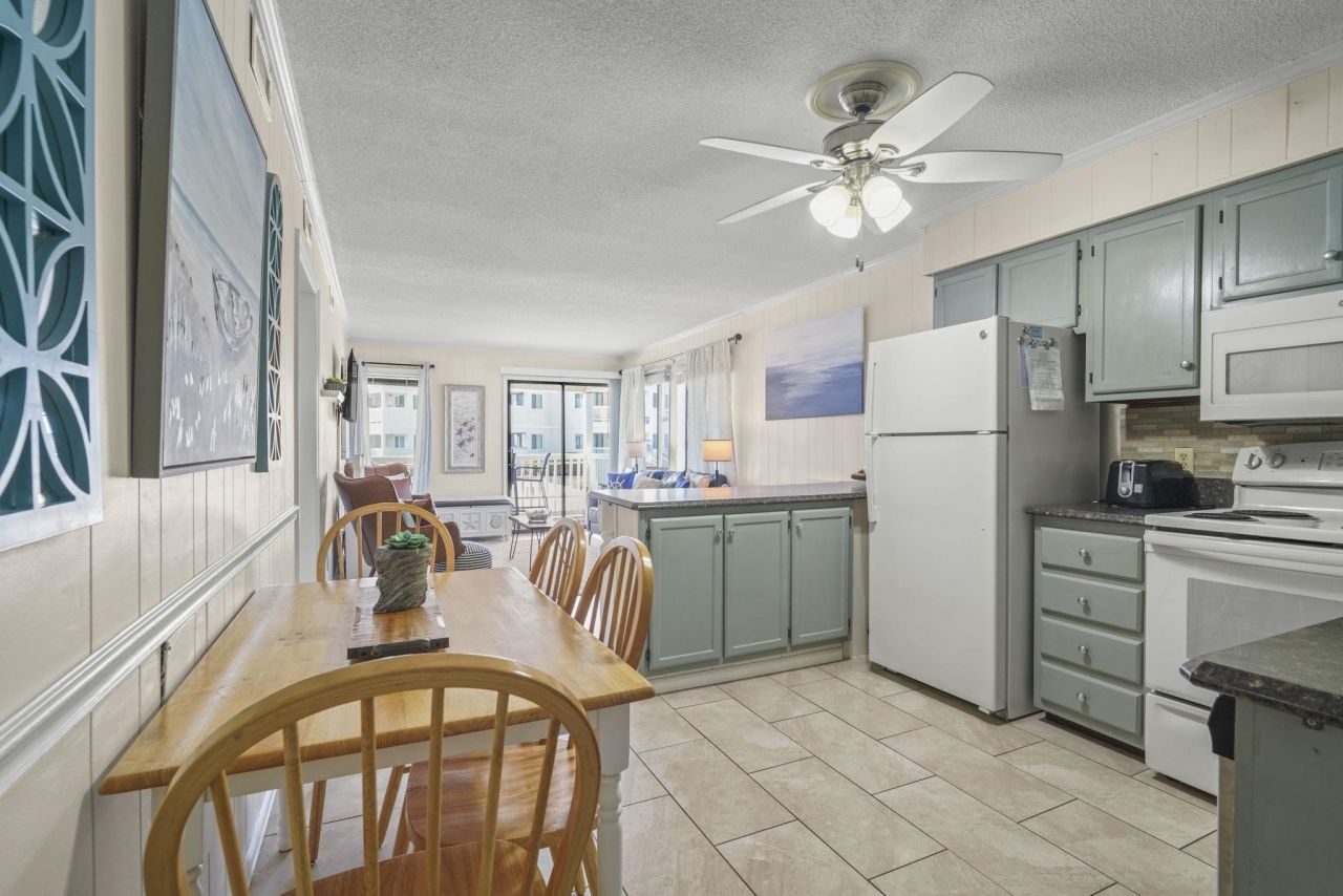 9620 Shore Dr.  Photo 9