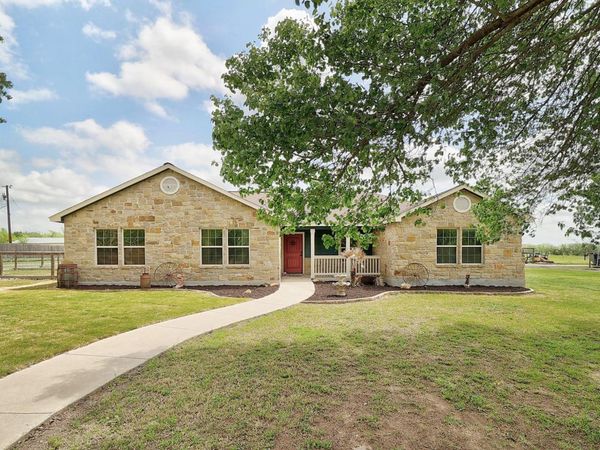 20217 Engelmann LN, Manor, TX 78653