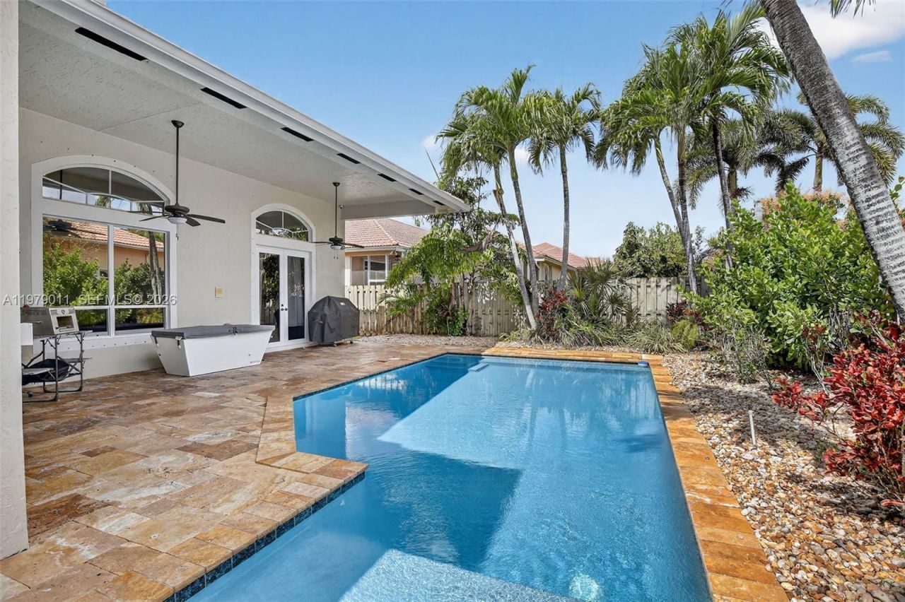 1221 NW 141st Ave, Pembroke Pines, FL 33028 Photo