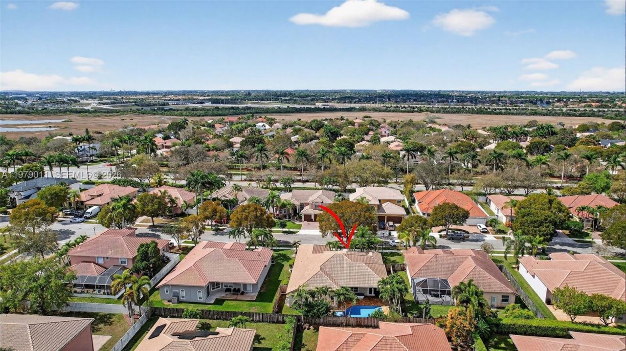 1221 NW 141st Ave, Pembroke Pines, FL 33028 Photo