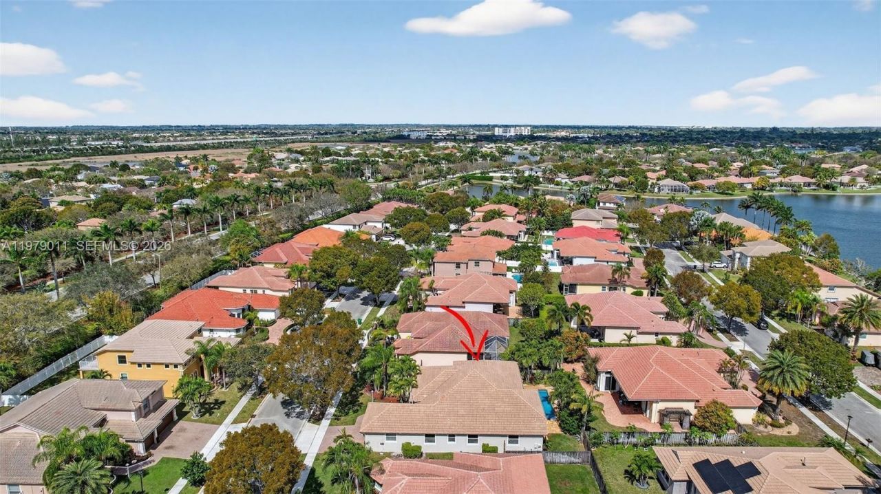 1221 NW 141st Ave, Pembroke Pines, FL 33028 Photo