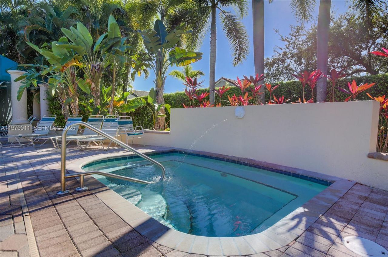 1221 NW 141st Ave, Pembroke Pines, FL 33028 Photo