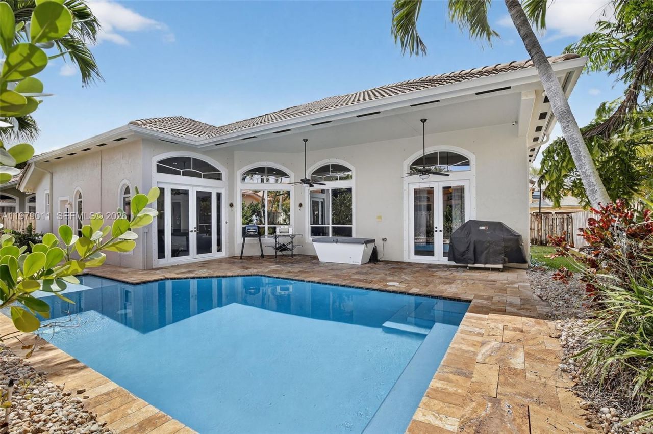 1221 NW 141st Ave, Pembroke Pines, FL 33028 Photo