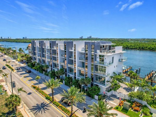 2890 N Ocean Dr, Hollywood, FL 33019