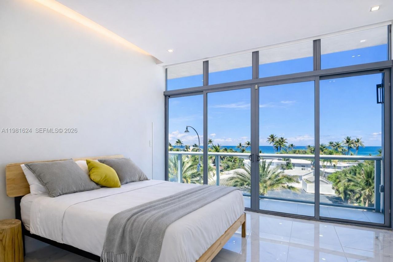 2890 N Ocean Dr, Hollywood, FL 33019 Photo