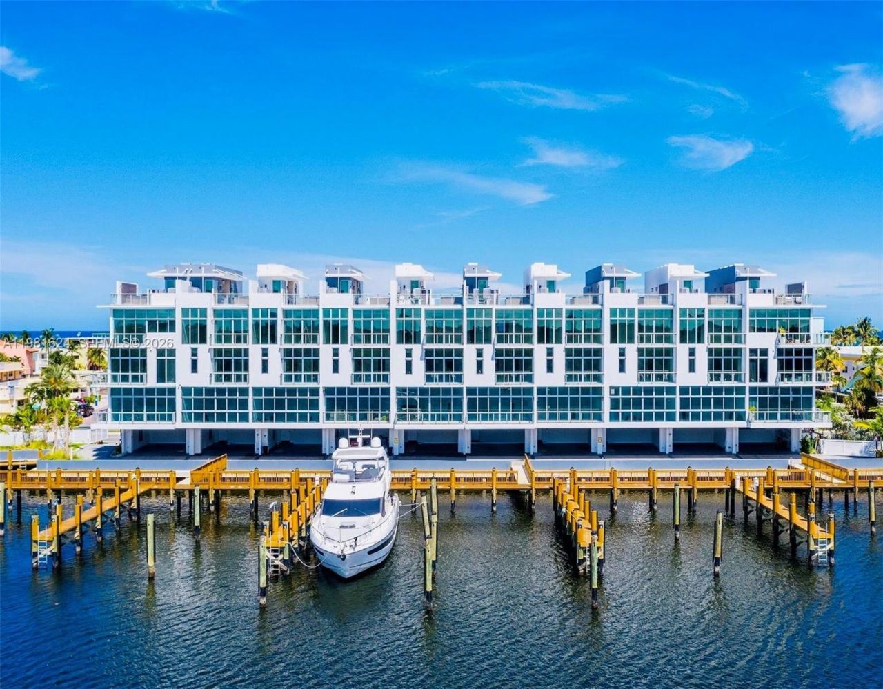 2890 N Ocean Dr, Hollywood, FL 33019 Photo